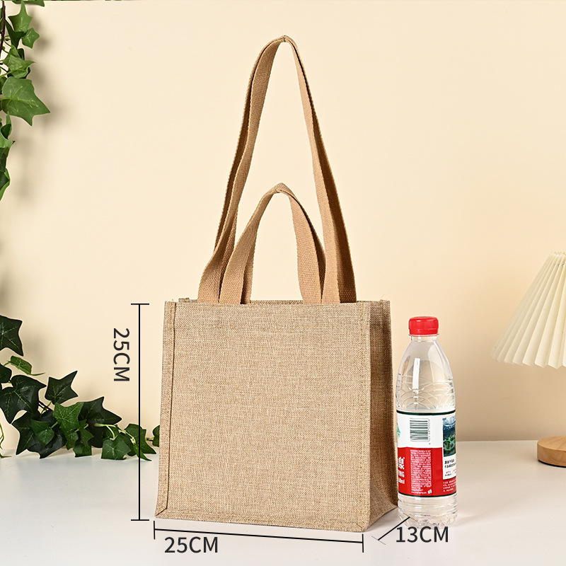 25 de largo * 25 de alto * 13 de ancho; lino