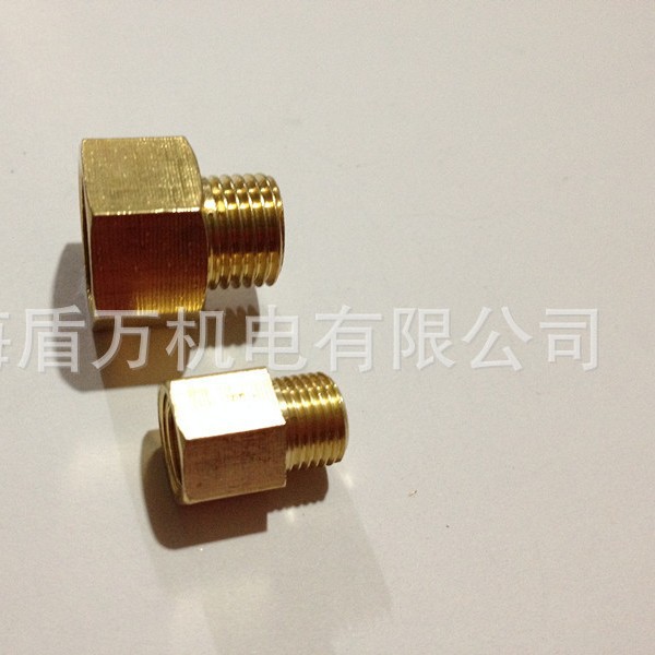 内外丝内8*1外8*1.25转接头大小头水管接头内12*1.75外2分14外M6