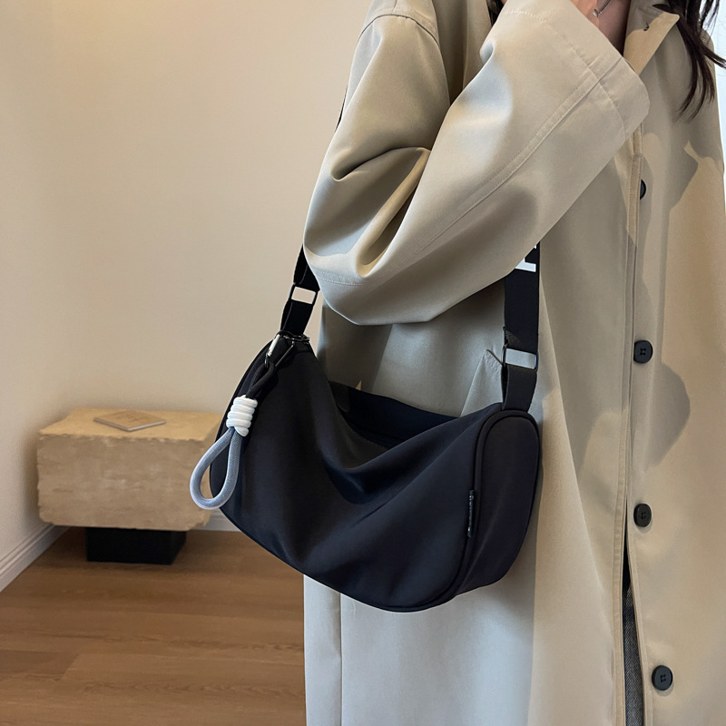 防水オックスフォード布餃子バッグ女性のための大容量軽量クロスボディバッグニッチデザイン多用途スポーツスタイルカジュアルバッグ|undefined