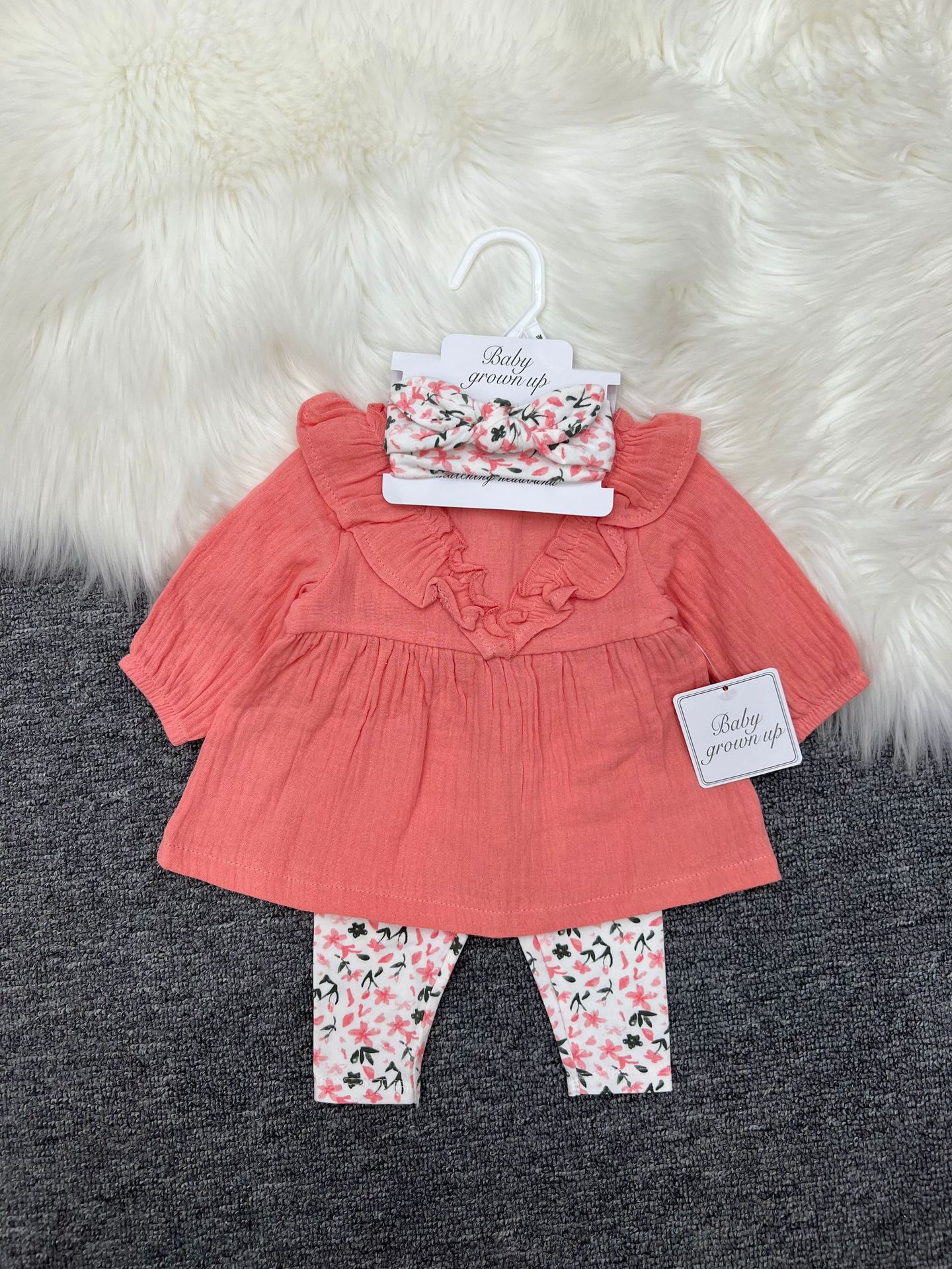 Primavera y otoño niñas falda de flores trituradas tres piezas de algodón puro ropa de muñeca de encaje bebé ropa de raspaje
