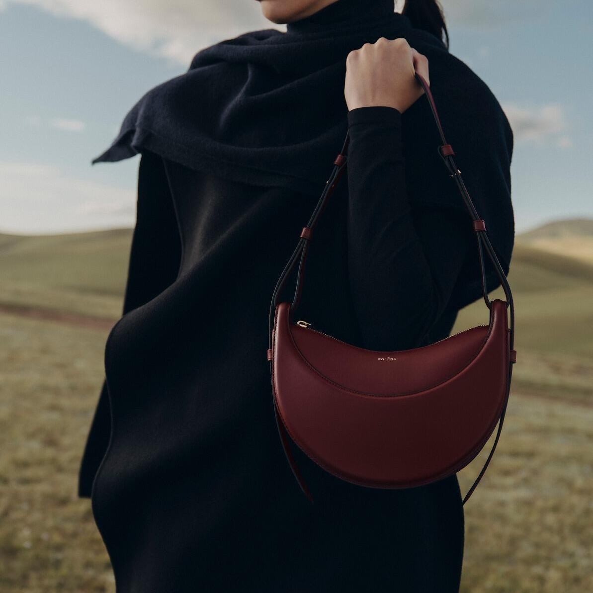 法国专柜POLENE真牛皮月牙包单肩斜挎马鞍包通勤小号腋下女包