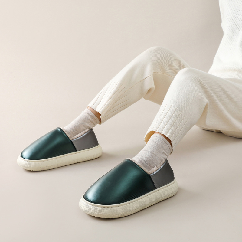 Clearance wholesale step excrement feeling bag with thick bottom waterproof slippers men's winter home warm cotton shoes postpartum