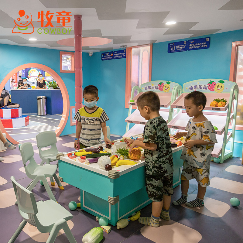 Naughty Castle indoor Ocean Ball slide restaurante temático parque de atracciones para niños grandes instalaciones de parque de trampolín para padres e hijos