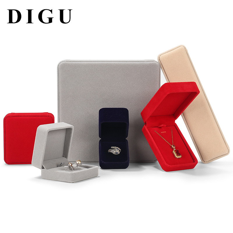 Caja de terciopelo para anillos de compromiso, pulseras, joyas, color sólido, para colgantes y collares, set de embalaje de joyería, venta al por mayor