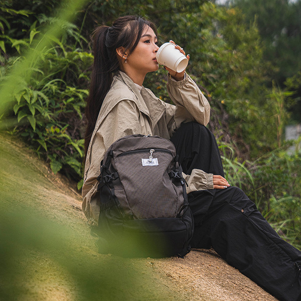 Capacious climbing waterproof universal backpack