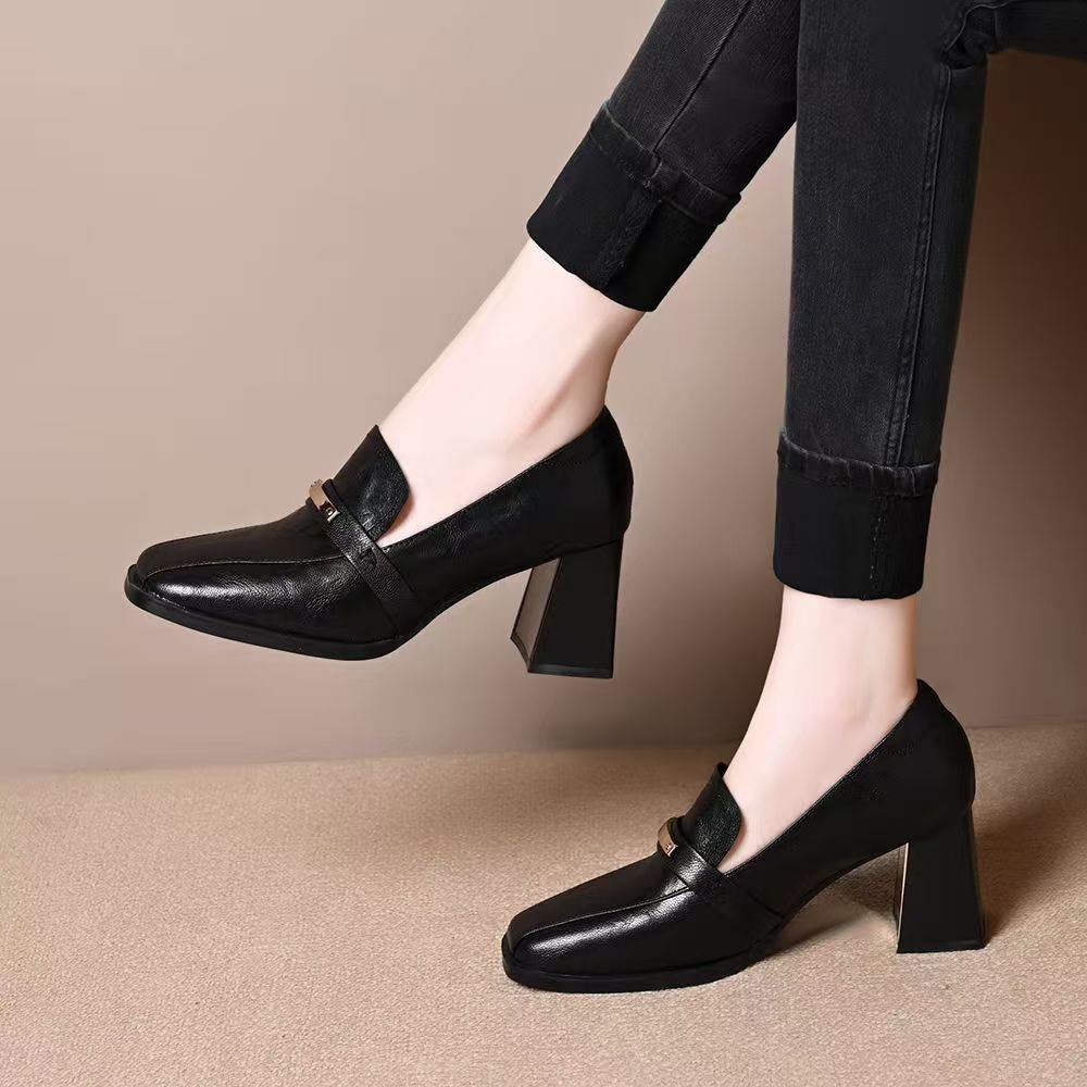 2025 otoño nuevos zapatos de mujer de tacón grueso cómodos europeos y estadounidenses minimalistas clásicos de moda madre estilo británico coreano zapatos de mujer