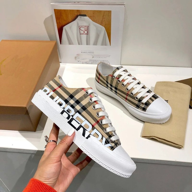 Nuevos zapatos transfronterizos de primavera y otoño con correa de cabeza redonda, zapatos blancos de impresión muffin, zapatos deportivos casuales, comercio exterior