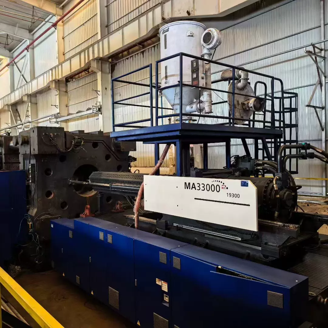 海天二代3300T注塑机 九成新