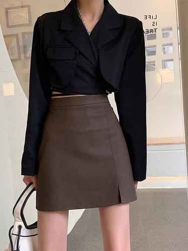 Women's 2025 High-Waisted Slimming & Stylish PU Bodysuit Skirt, Fashion Korean Version, Small Figure A-Line Skirt