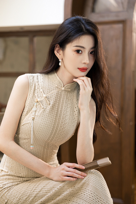唐依恋黑色复古新中式无袖旗袍女2025秋季新款日常气质素雅年轻款|undefined
