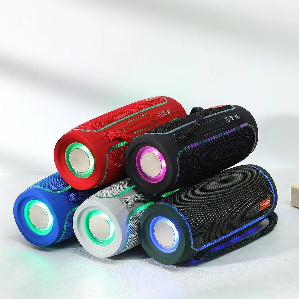 Transfronterizos TG288 al aire libre impermeable LED colorido tarjeta de altavoz Bluetooth USB subwoofer de radio de automóvil