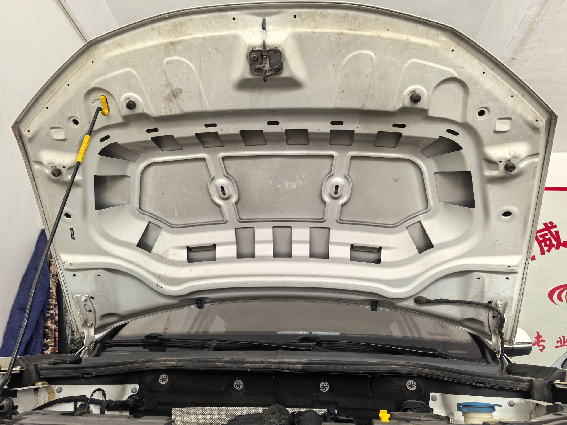 Volkswagen Jetta Special Front Hood Soundproofing and Heat Insulation Cotton Set Engine Hood Soundproofing Cotton
