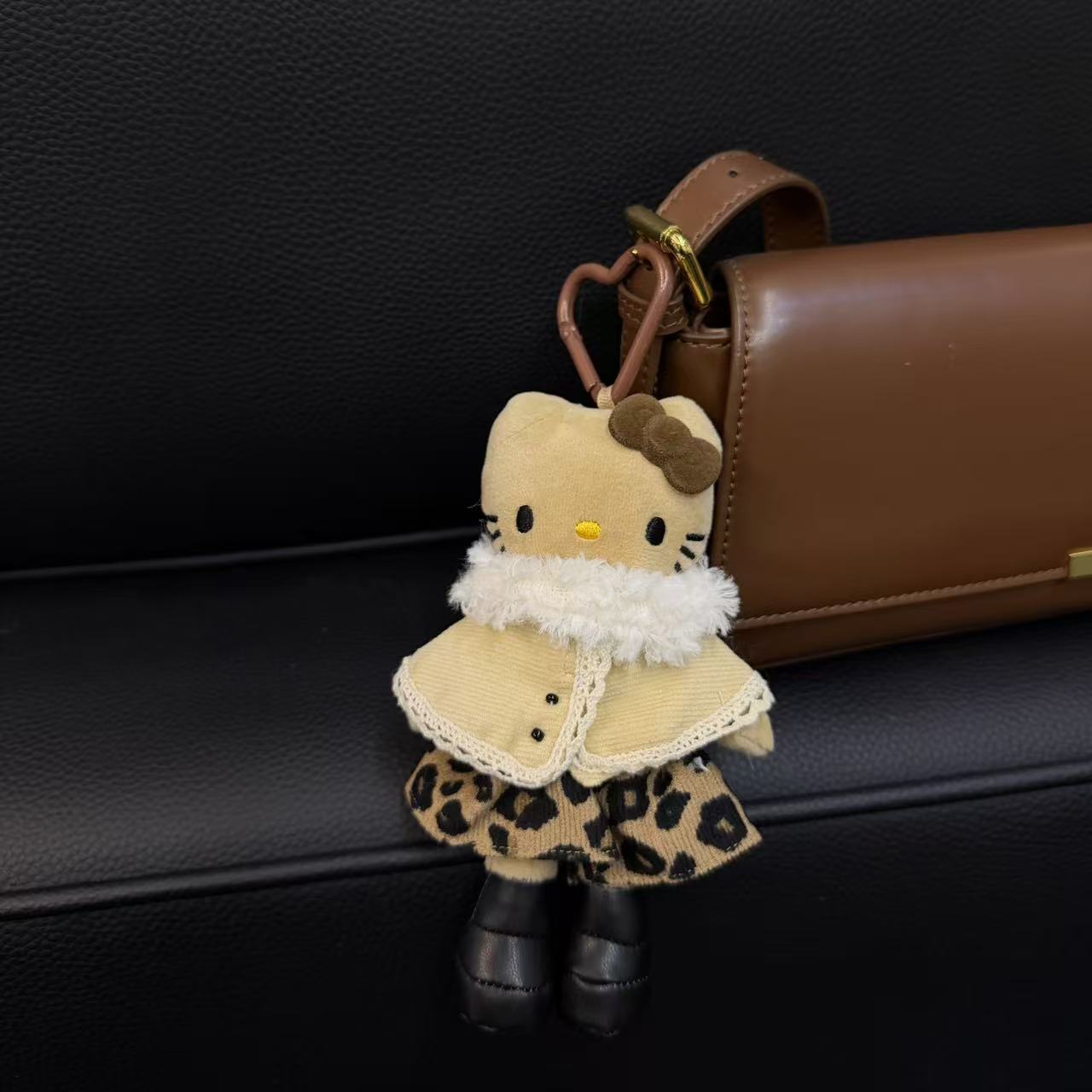 新品可爱いロングレギンスキティぬいぐるみスカートきせかえ人形ドレスins风人形饰りリュックサックキーホルダー