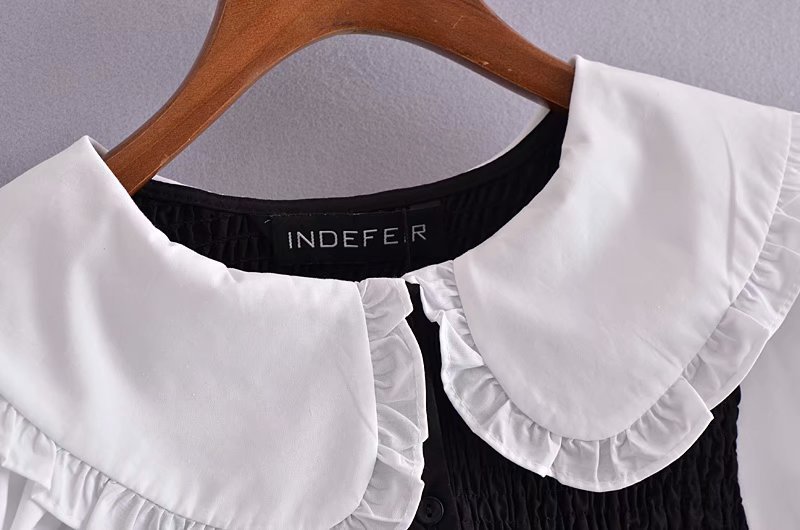 blusa de popelina de manga corta con un solo pecho y costuras de color en contraste NSAM54613