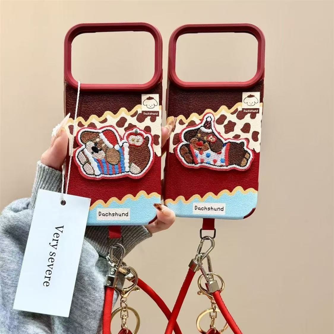 Autumn and Winter New Cartoon Embroidered Bear Suitable for Apple 15Promax Mobile Phone Case 16 Stripesd Rabbit 13/14P Female