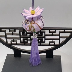 レトロな綿布の手作りの香りの袋の香りの花のボールは彼氏の古風な掛け物を送ります (完成品)