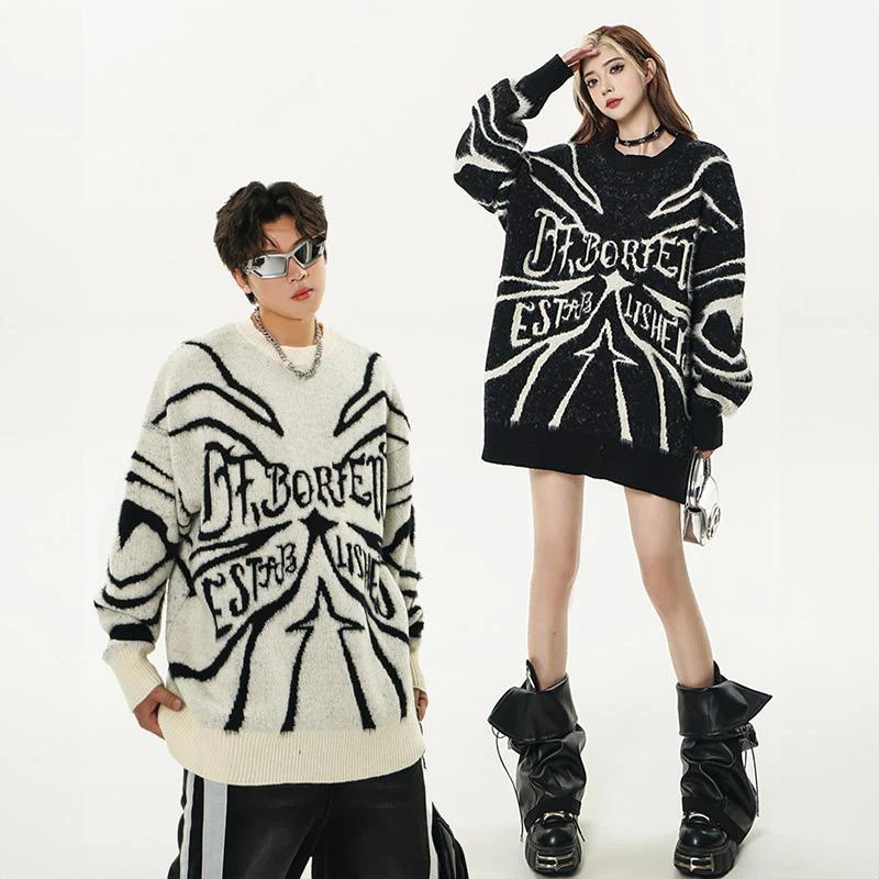 Men's Sweater Retro Letter Pattern Round Neck Loose Knit Jumper_voghion.com