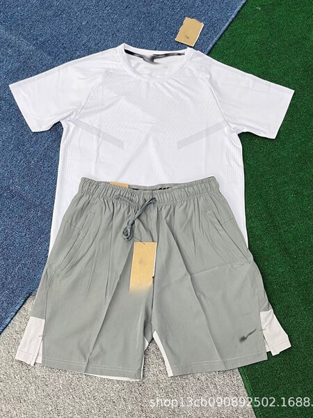 Sports shorts for training