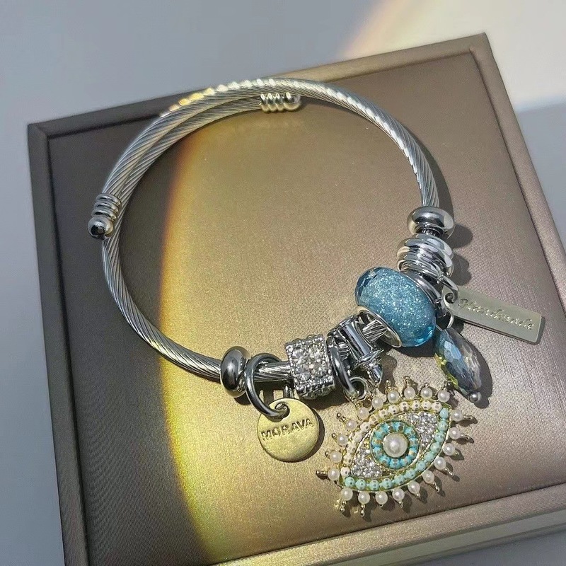 Wholesale Trendy Stainless Steel Evil Eye Bracelet from Europe and America, Popular on Tiktok, Seamless In-Stock Fashion Jewelry