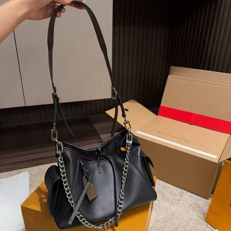 新品黒武士ショッピングバッグcarryall cargo手袋シワ羊皮ミクダスト大容量脇下レディースバッグ|undefined