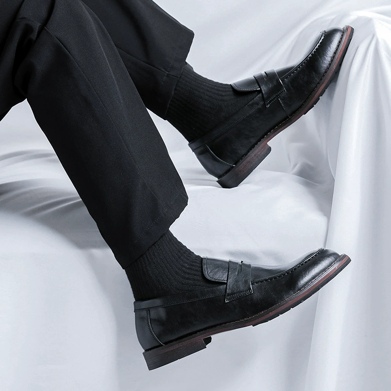 Весенняя и осенняя новая мужская обувь одна педаль обувь мужская повседневная обувь увеличивает британскую обувь шеф-повара 18883-R