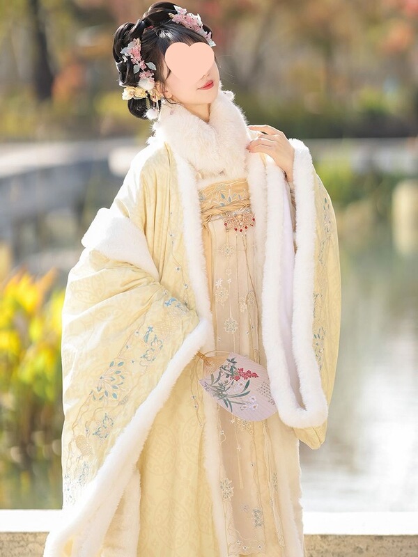 Original Hanfu by Feng Ling Meng: "Dreamlike" Women's Tang-Style Chest-Length Skirt with Embroidered Large Sleeves and Fleece-Lined Thickened Winter Set