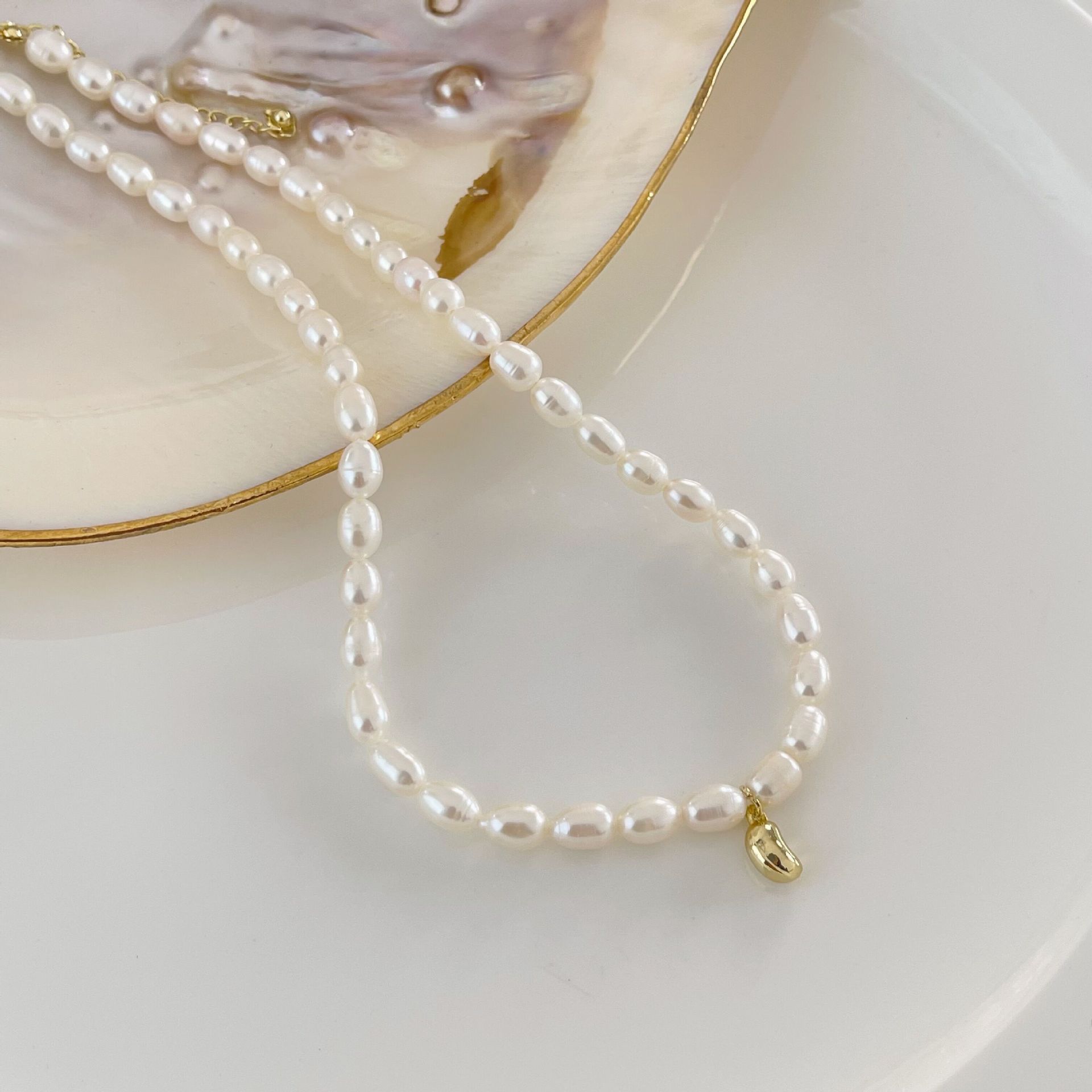 45g Weight Necklace Classification 1 Piece Quantity Daily Occasion Freshwater Pearl Material Heart Shape Pattern Women'S Gender Beaded Design Retro Style 1 Piece Retro Heart Shape Freshwater Pearl Beaded Necklace 16