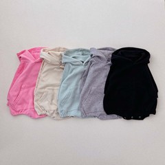 Y1113五色刺繍ロンパース