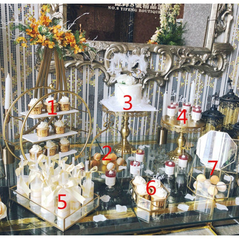 Decoración de mesa de postres de boda de oro, estante de pastel europeo, propósitos de boda, bandeja de pastel de encaje, estante de refrigerio de hierro forjado, 12 juegos image 23