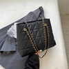 Fashionable capacious shoulder bag, one-shoulder bag