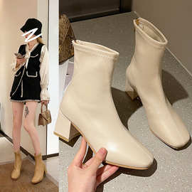 米白色方头短靴女2023年秋冬新款英伦风后拉链粗跟增高弹力瘦瘦靴