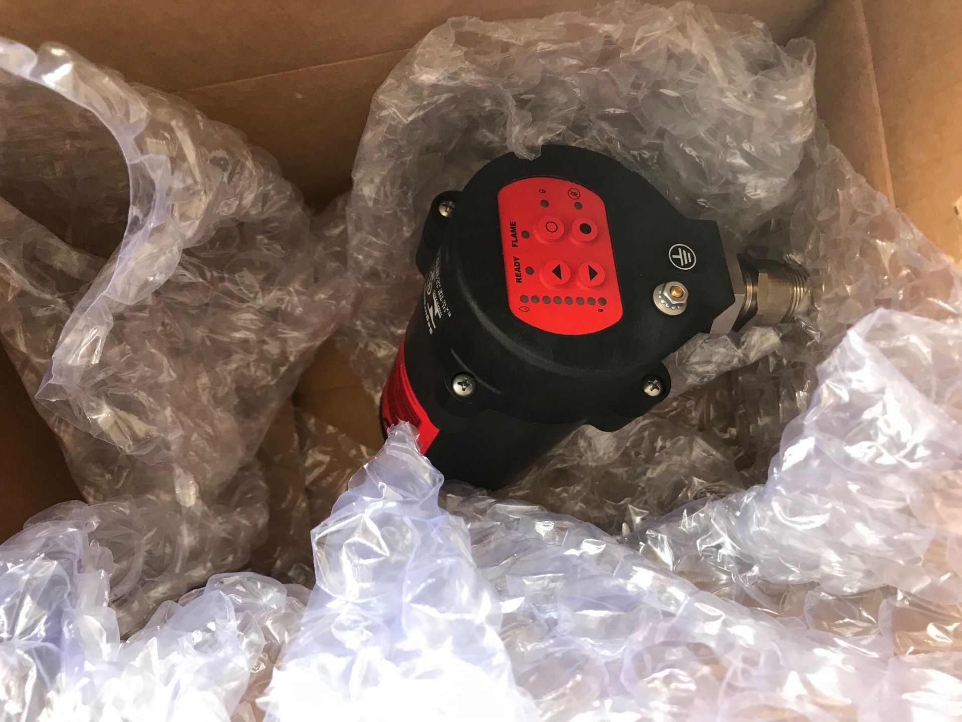 利德华福全新原装通信转接板5.561.055GMX质量有保障含税运