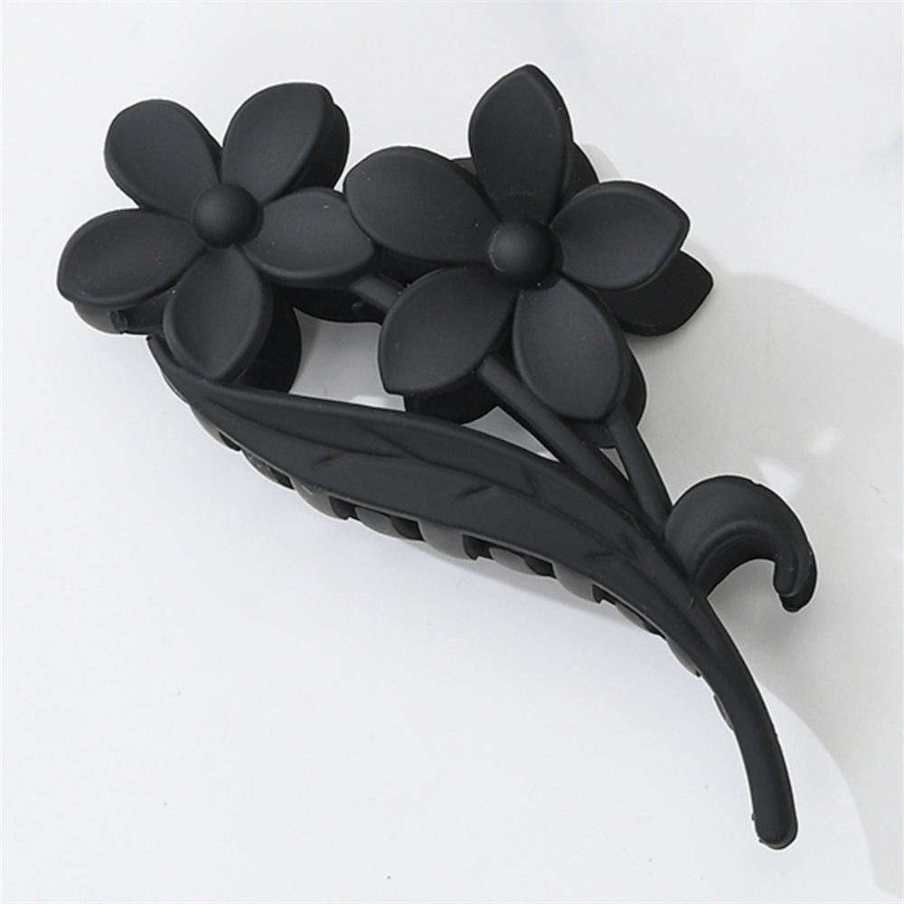 Women's Simple Style Flower Plastic Stoving Varnish Hair Claws display picture 8
