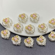 �߱�ɫ���cҹ֮����ʯ��������ë���z����ˮ��ħ�и���Ͱ��