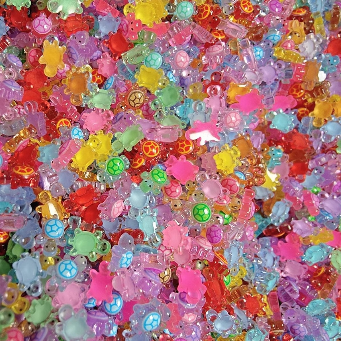 Resina Roja de Internet manicura accesorios de joyería de tortuga pequeña mini dibujos animados pintados para imprimir accesorios de uñas a través del hielo DIY