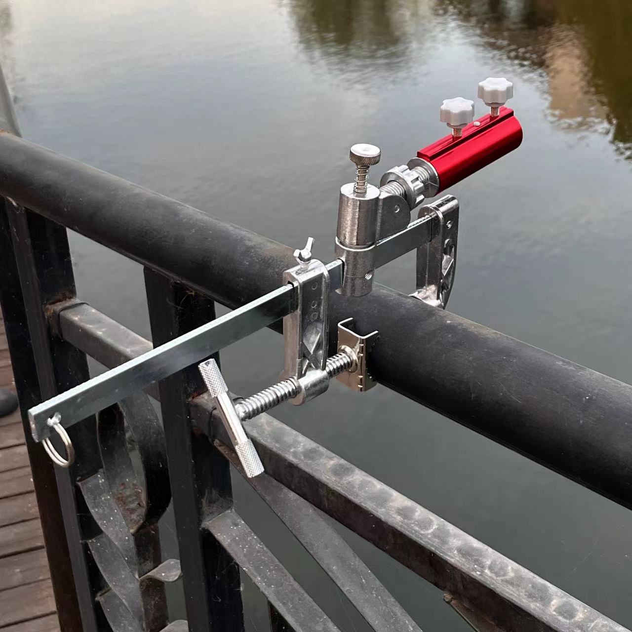 Single Fort Fish Bridge Fishing Stent