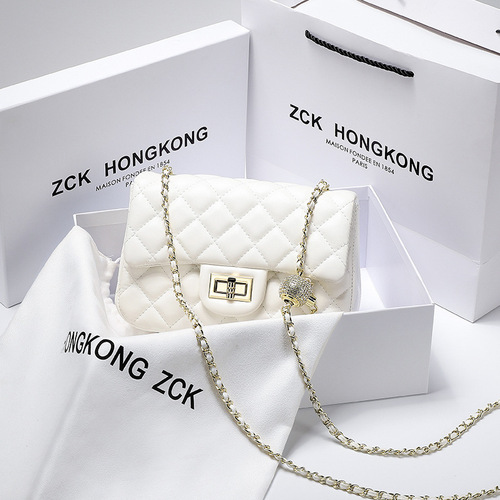 Hong Kong Duty-Free Women's Handbags  New Replica Chanel Style Diamond Chain Strap Bag Shoulder and Crossbody Bag Gold Ball Bag