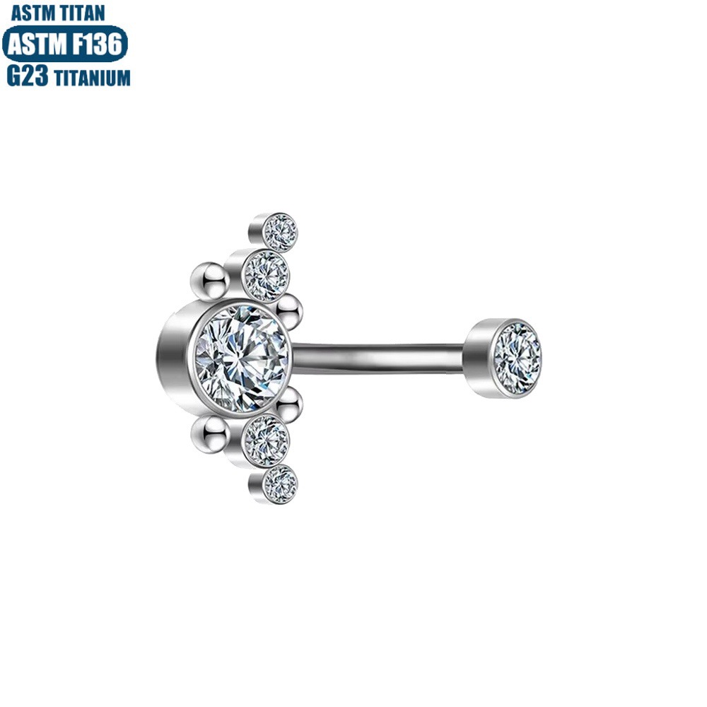 16G labret stud size and finish detail