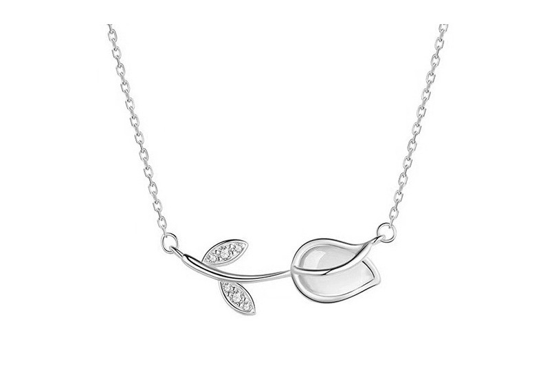 4g Weight 925 Sterling Silver Pendant Material Necklace Classification 925 sterling silver Chain Material 925 Sterling Silver Tulips Necklace