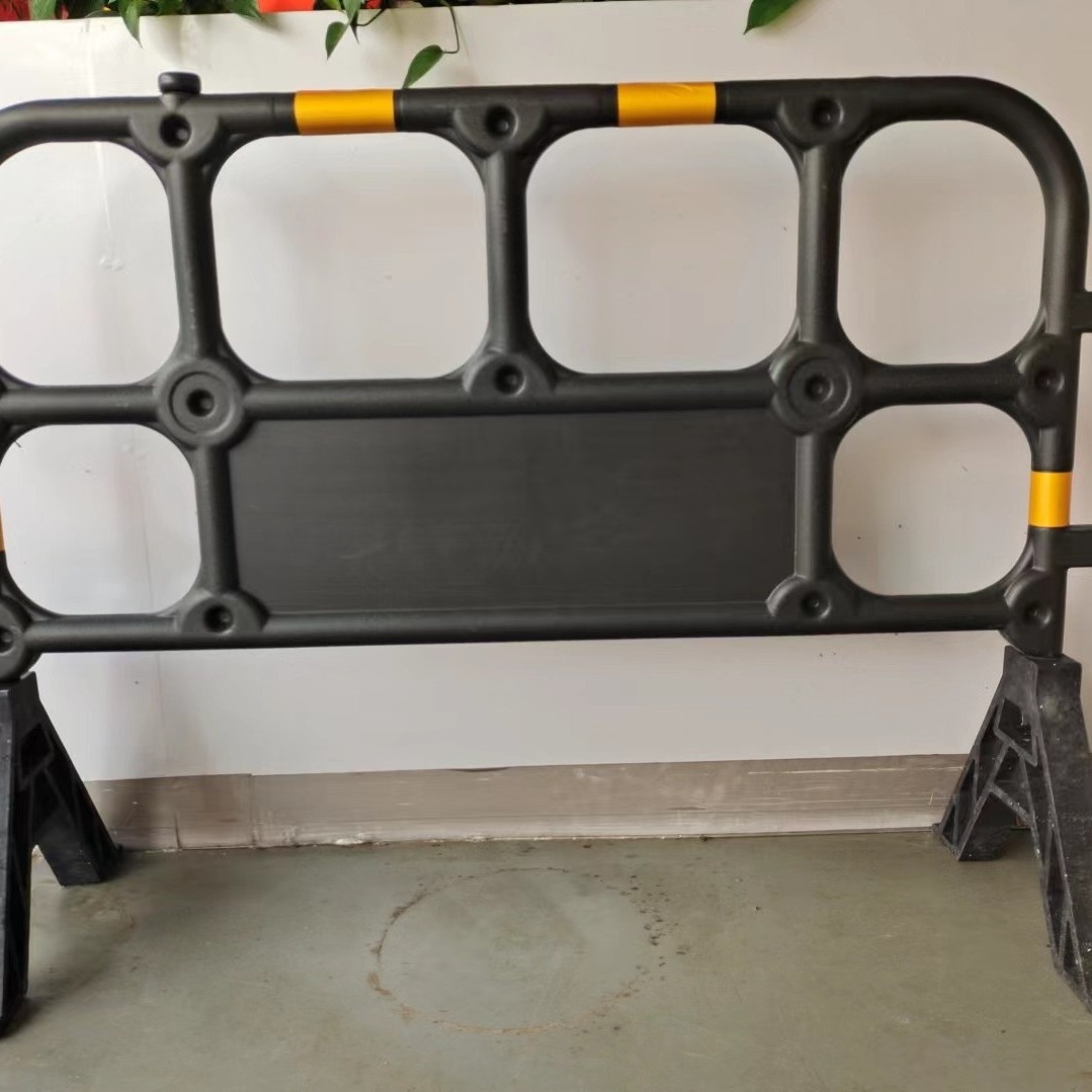 胶码护栏黑色红色固德安筛网