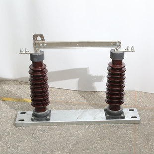40.5Kv Outdoor High Voltage Isolation Switch Gw9-35/630A 1250A New Ceramic Anti-Fouling Knife Switch