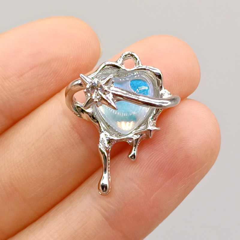 4g Weight Pendant Jewelry Making Type 15-20mm Jewelry Making Size DIY Jewelry Accessories Classification 1 Piece Quantity Alloy Material Clouds, Star, Moon Pattern All Seasons Season Polished Finish Cute, Sweet Style 1 Piece 15-20mm Alloy Clouds Star Moon Polished Pendant DIY Jewelry Accessories 6