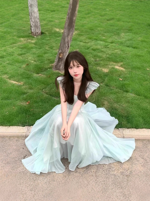 法式高级氛围感气质超仙连衣裙女夏季新款海边显瘦收腰设计仙女裙|undefined