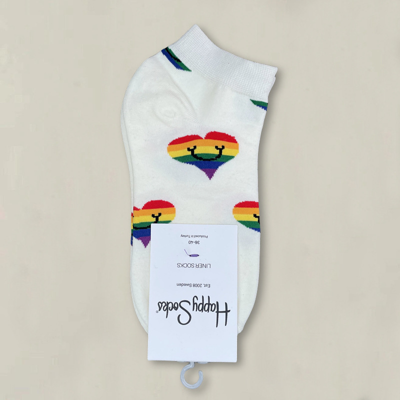 HappySocksハイスキンのショートソックスの漫画の浅い口の低い女性のスウェーデンのファッションのタイプのソックスの春夏のカラー