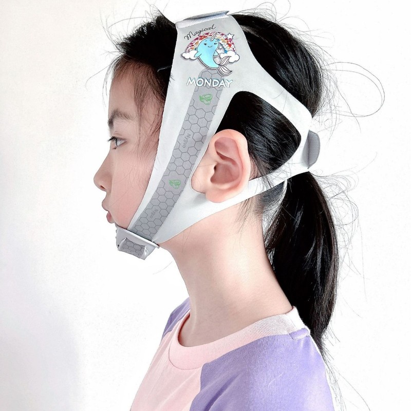 新しい口呼吸矯正器具は、睡眠中の口の開きを防ぎ、口のいびきを矯正し、防止します。|undefined