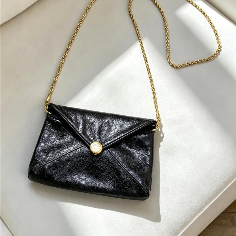 First-Layer Oil-Waxed Cowhide Envelope Bag, Small Square Bag, Women's Vintage Style Shoulder Bag, Super Popular Chain Crossbody Phone Bag