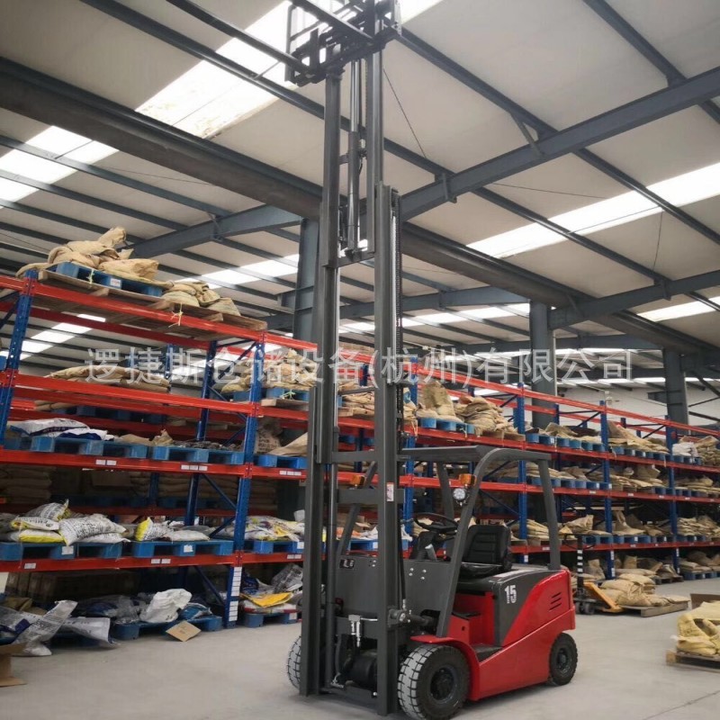 电动1.5吨平衡重堆高叉车液压座驾式四轮升降装卸托盘搬运叉车