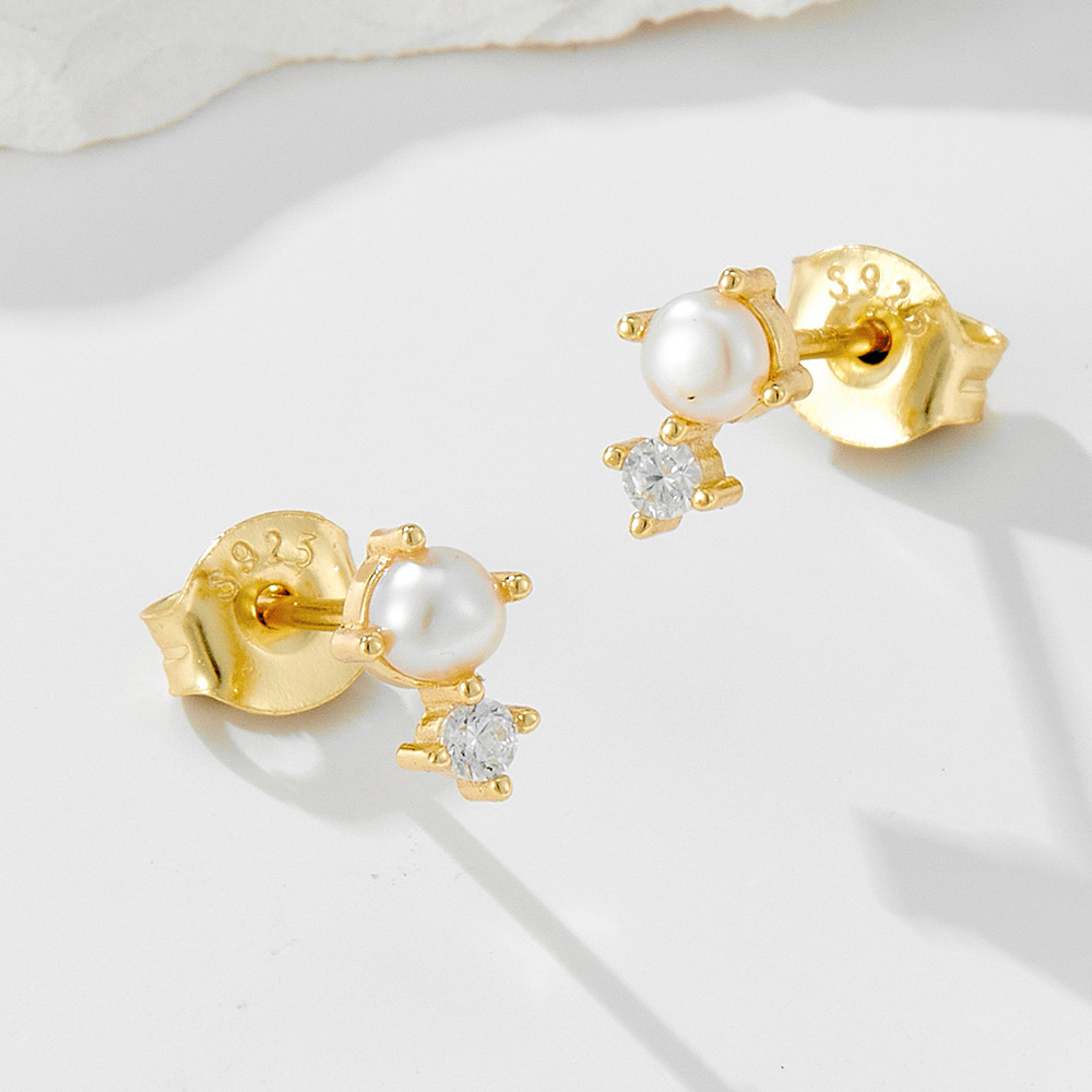 Pendientes de perlas naturales de diamantes con incrustaciones de plata de ley s925 para mujer, lujo ligero europeo y americano, personalidad simple, moda, pequeños pendientes de oreja