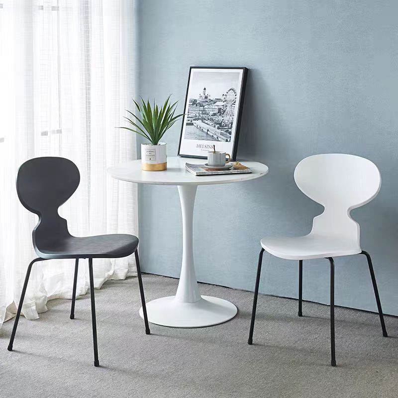 家用现代简约塑料靠背餐椅北欧蚂蚁椅网红创意吧台咖啡店休闲椅子