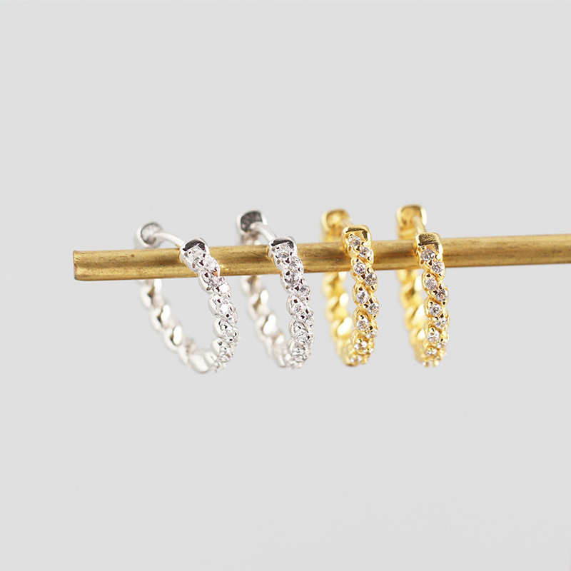geometric twist winding diamond temperament wild ear buckle trendy earringspicture10